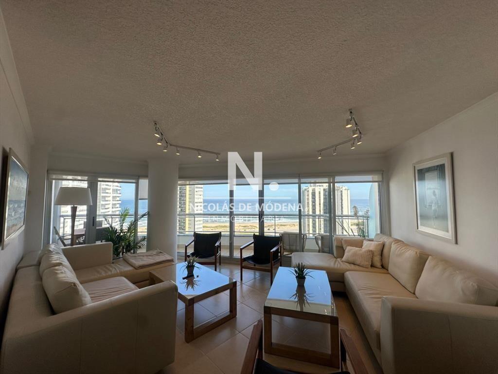 Divino apartamento de 3 dormitorios, alquiler!!