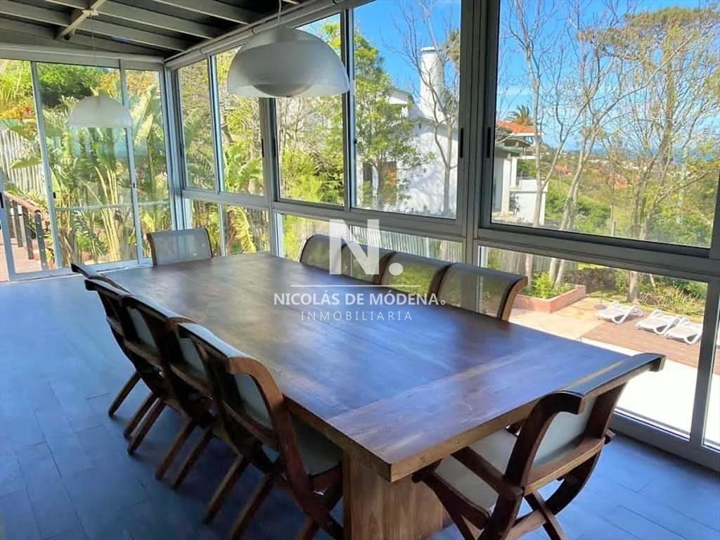 Casa de 5 dormitorios en Punta Ballena, Punta del