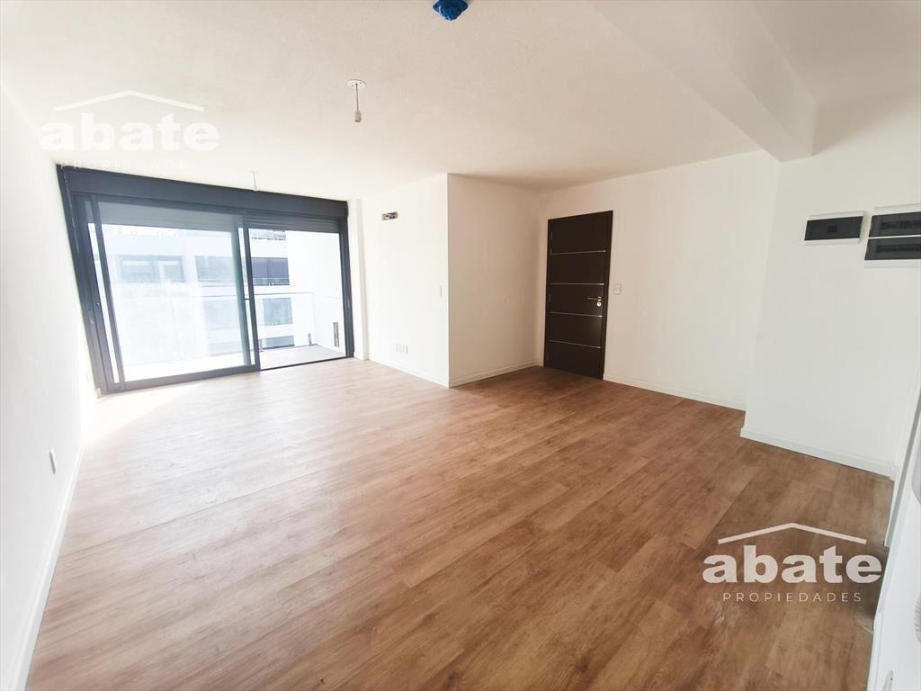 ¡Unidad única! Monoambiente tipo Loft con solárium y parril
