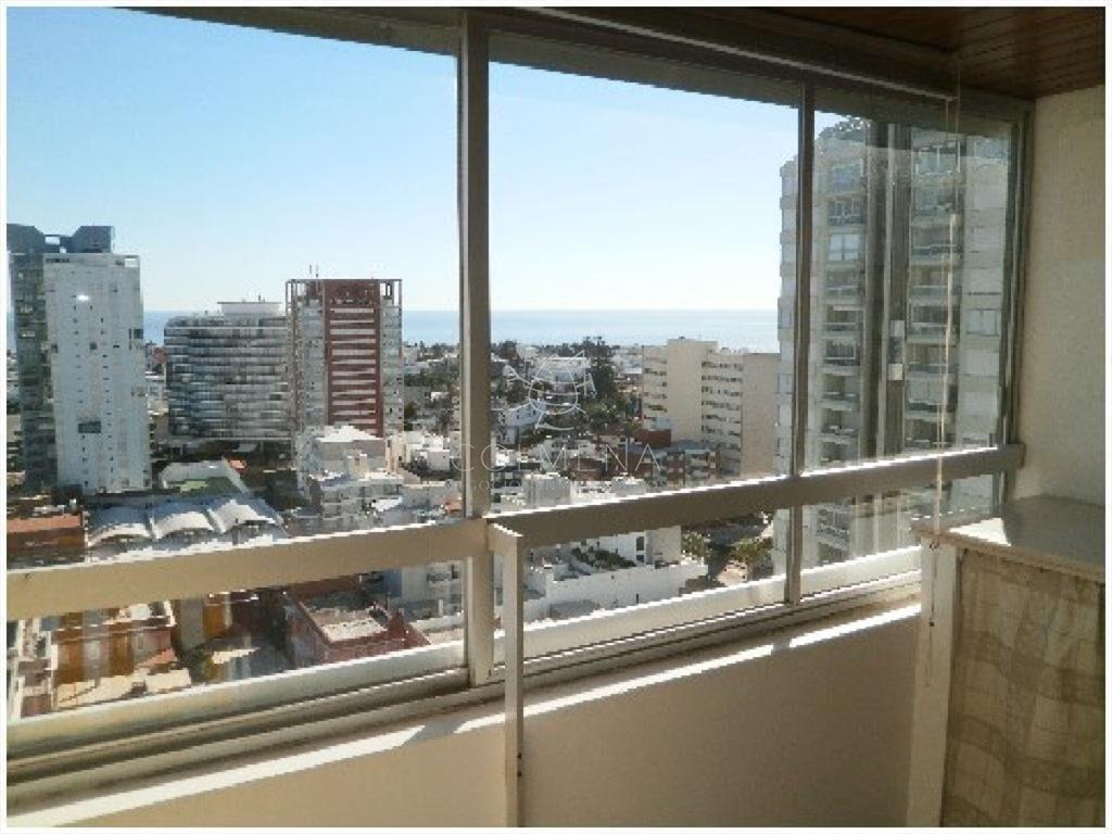 Apartamento en Peninsula, 2 dormitorios *