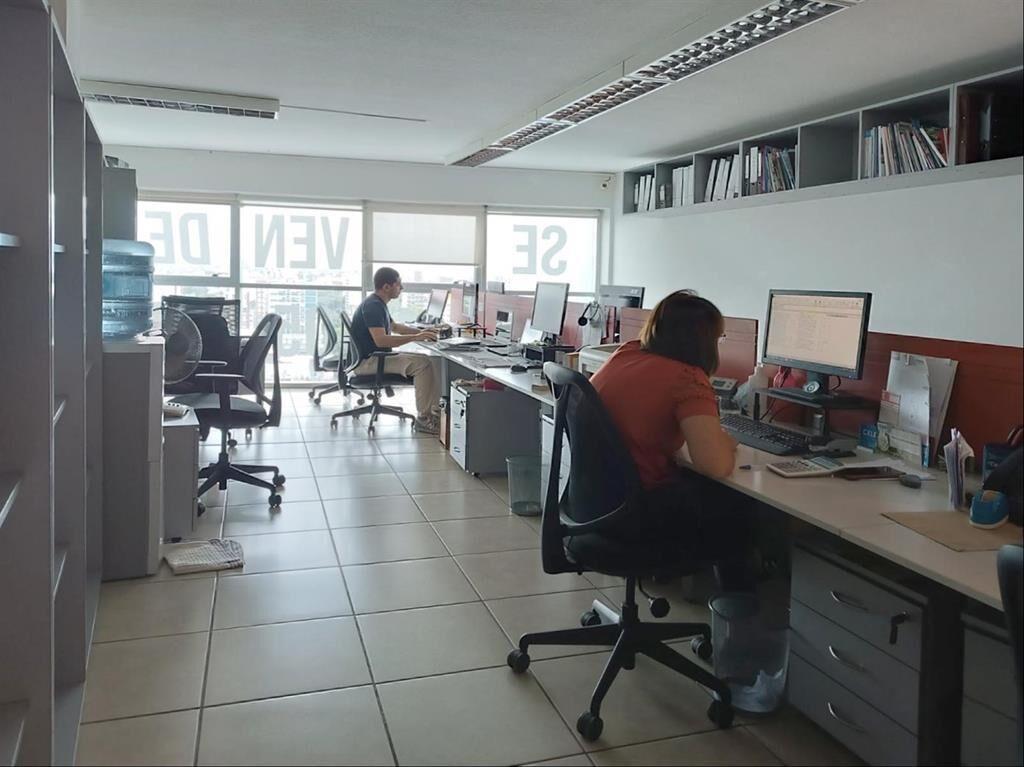 VENTA -OFICINA- UBICACIÓN PRIVILEGIADA