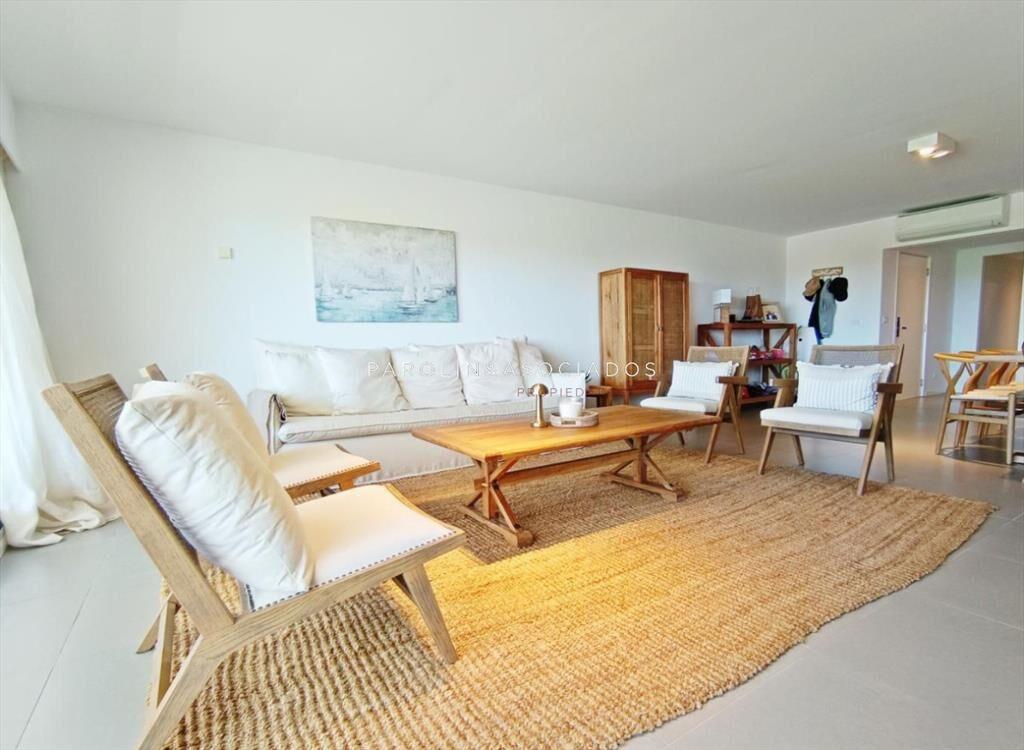 Departamento en Venta de 2 dormitorios en Punta