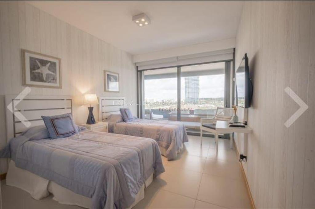 Apartamento en venta en Tiburon terrazas, Brava,