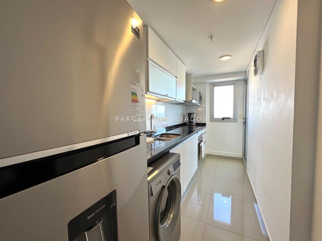 Departamento en Venta de 3 Dormitorios en Wind