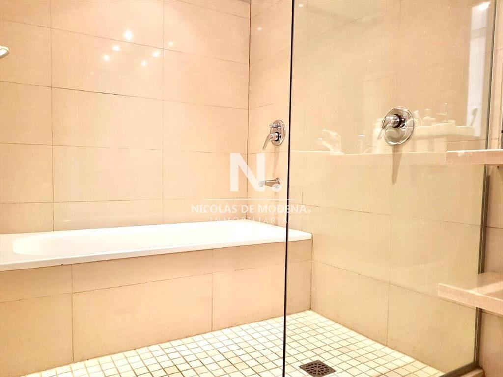 Excelente apartamento con 3 dormitorios - Playa Brava