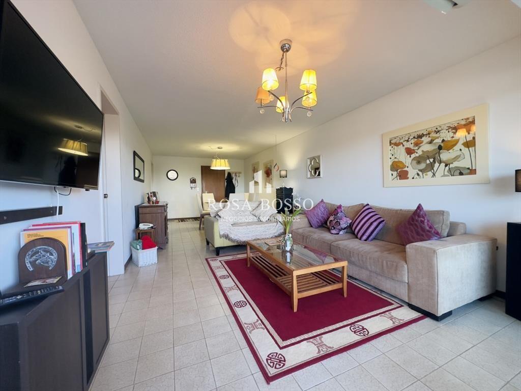 Venta de Apartamento de 2 dormitorios Roosevelt