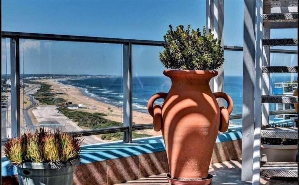 EXEPCIONAL PENT-HOUSE EN OCEAN TOWER