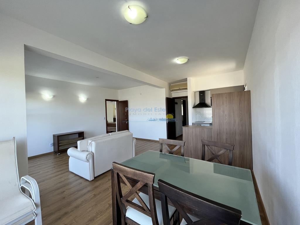 APARTAMETNO EN VENTA FRENTE AL MAR