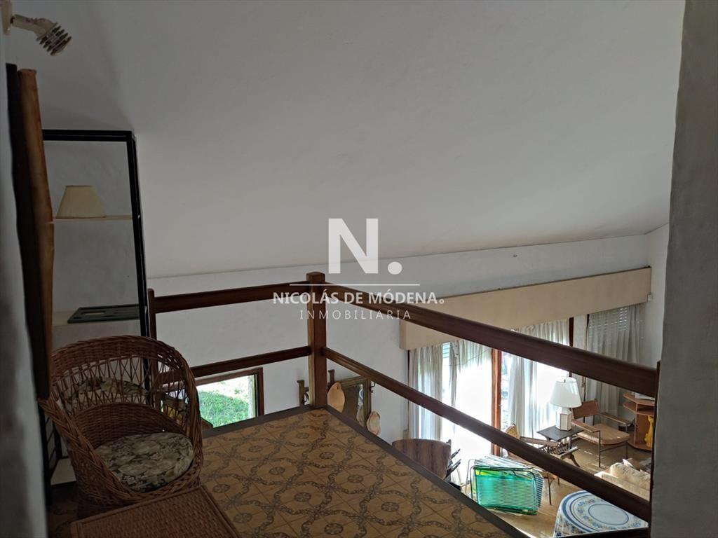 En venta casa de 4 dormitorios en San Rafael - y