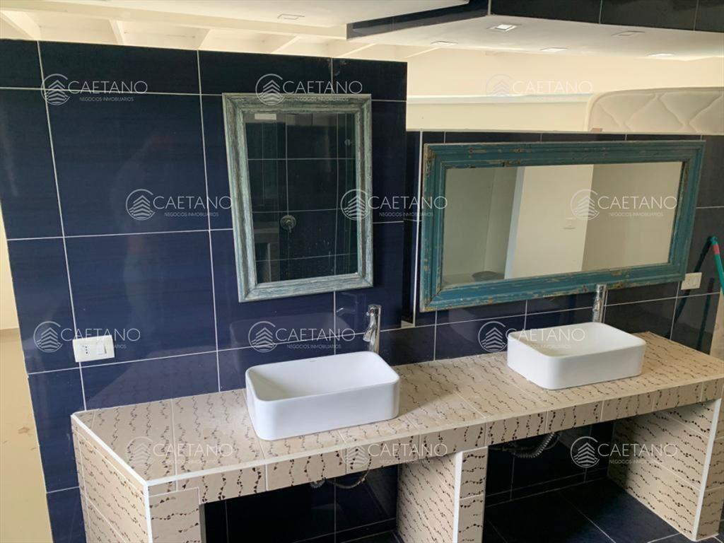 Venta casa 4 dormitorios en Punta Ballena