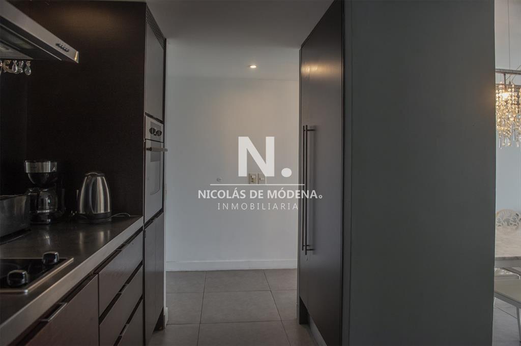 Vende apartamento de 1 dormitorio en Roosevelt,