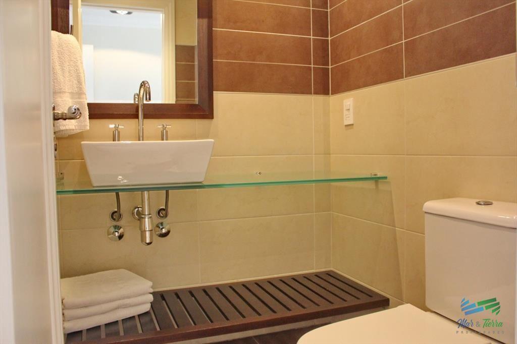 Apartamento de 3 dormitorios, primera linea al en