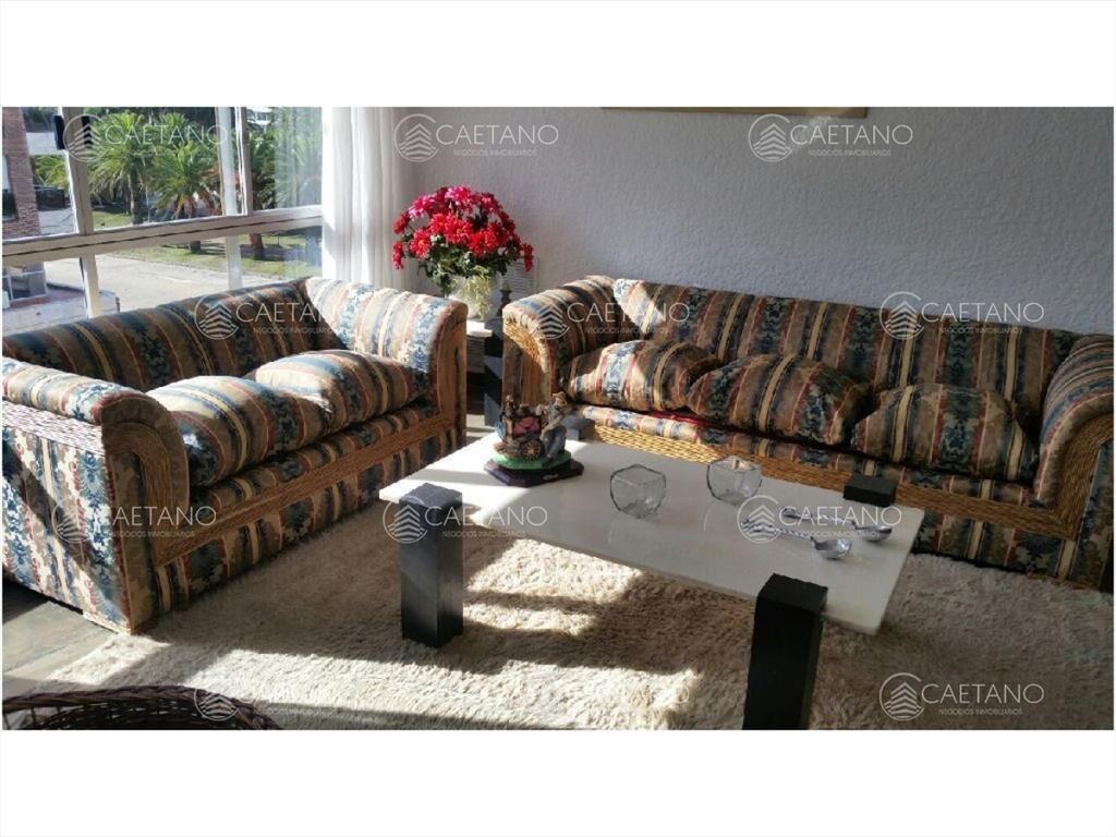 Apartamento en Venta y Alquiler, Peninsula, Punta del Este,
