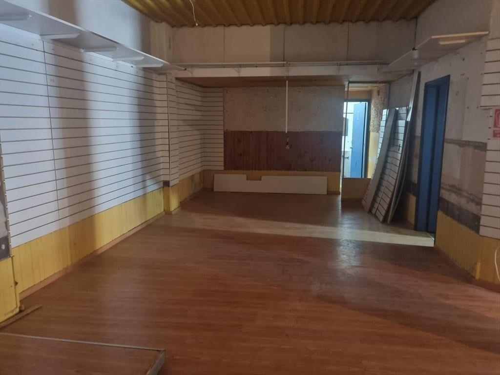 Colonia esquina Barrios Amorin, 320 m2 , gran esquina!!