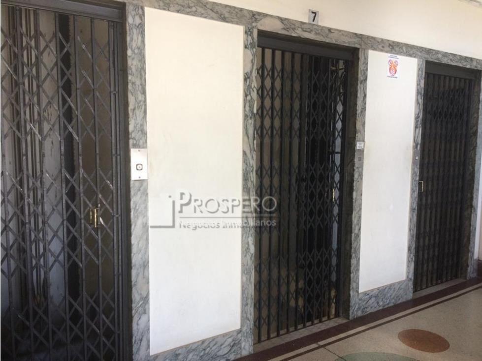 97/1 Venta oficina 3 Dormitorios 2 Baño, c/renta Centro