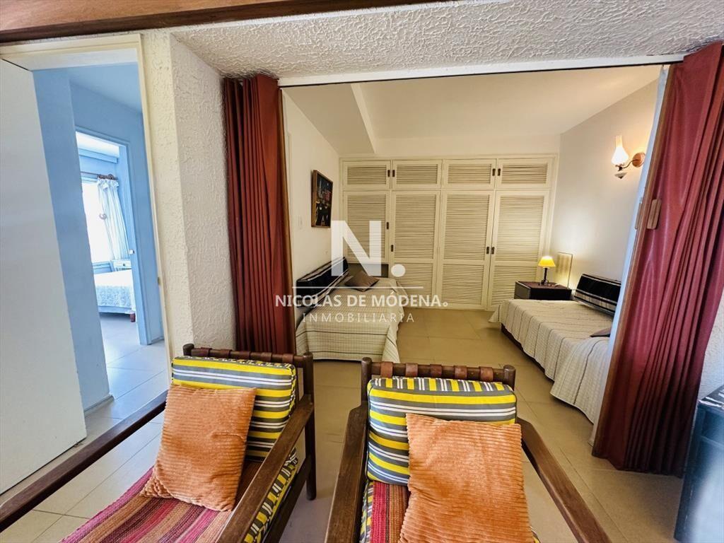 Venta de apartamento de dos dormitorios en Punta