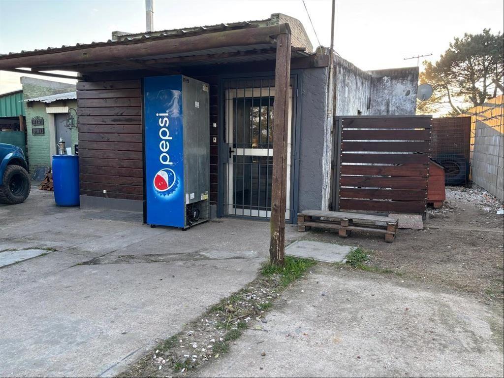 *** ALQUILADO ***  LOCAL COMERCIAL SOBRE AV. GIANNATTASIO L