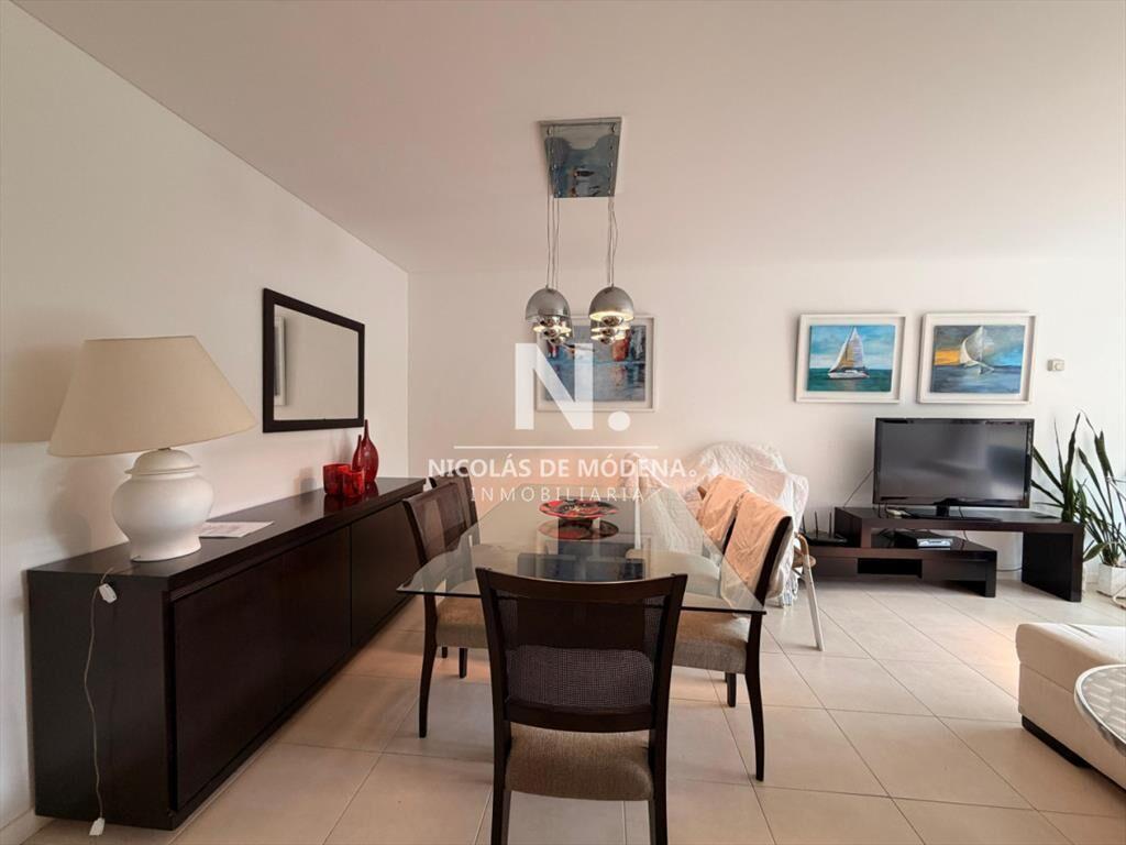 En venta apartamento de e Dormitorios en Mansa, Punta del E