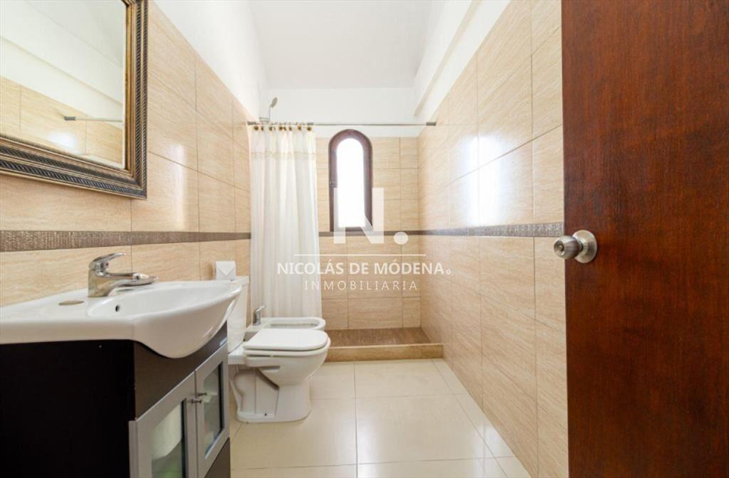 En venta chalet en Marly - Punta del Este de 4