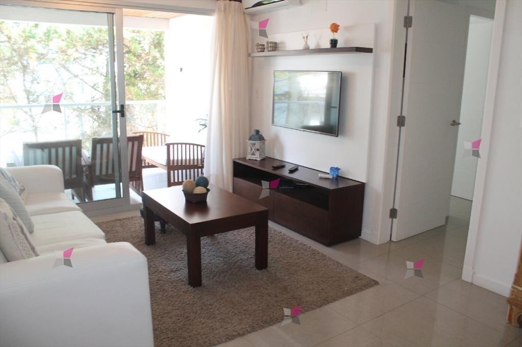 Apartamento en Brava, 2 dormitorios *