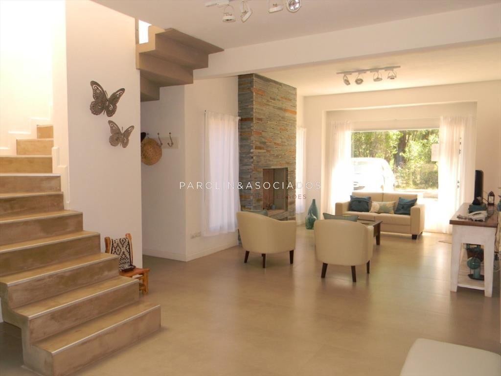 Casa en venta de 4 dormitorios en Solanas, Punta