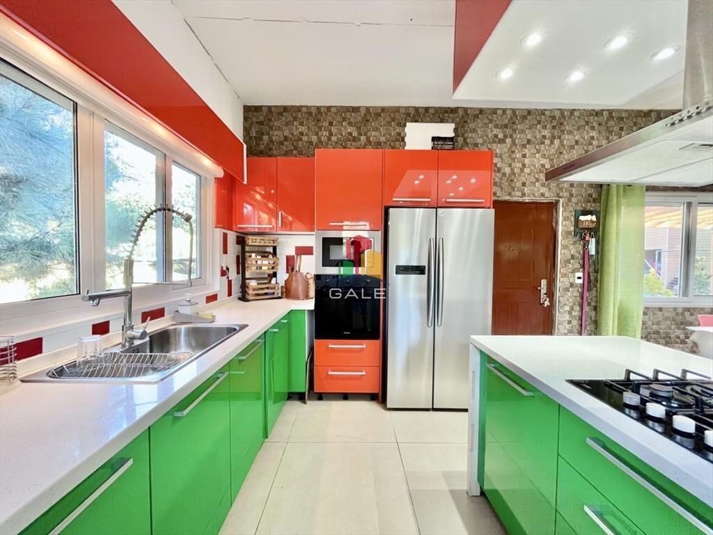 Se vende casa en Parque Burnett