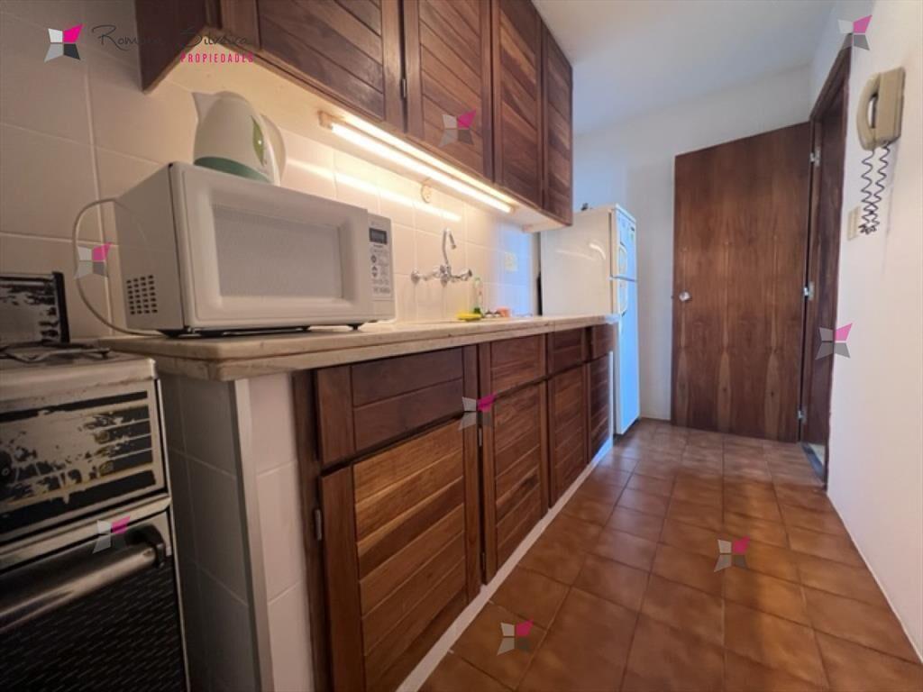 Apartamento en Peninsula a 1 cuadra playa mansa y