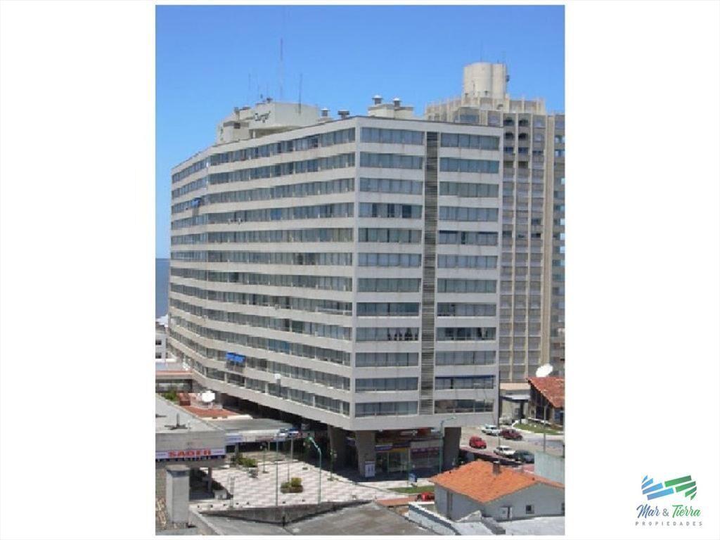 Apartamento en Peninsula, 2 dormitorios *