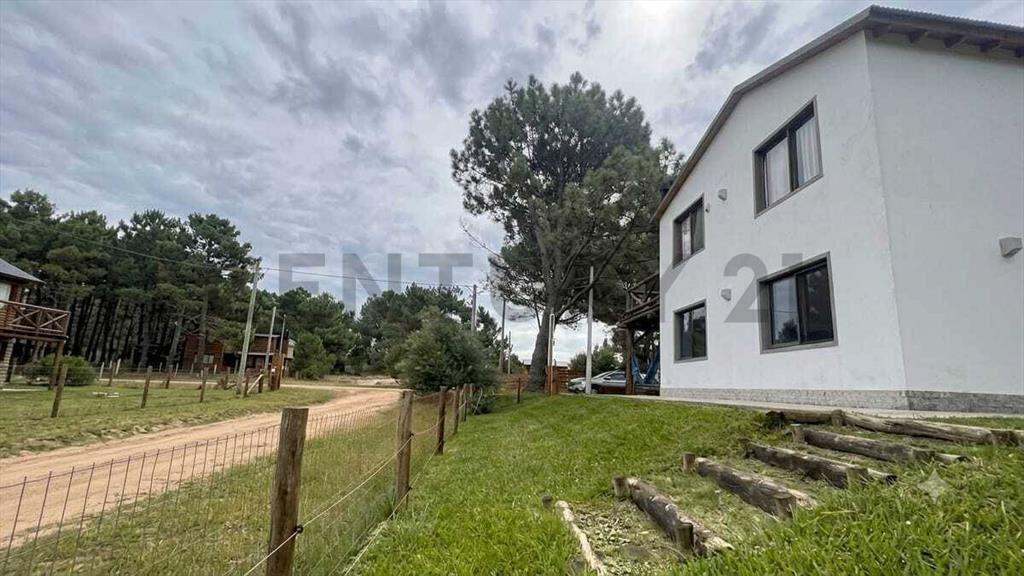 CasaJaureguiberry/Permuta/485m2-Cons146/1Playa/Arbolada/R...