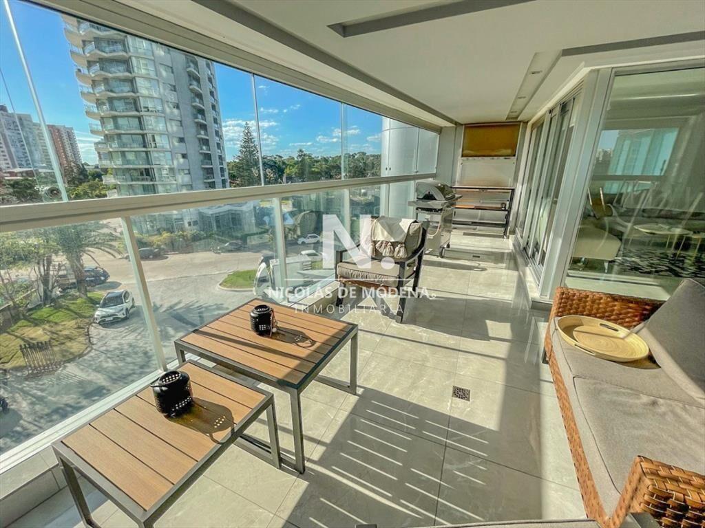 Apartamento en venta, 3 dormitorios en Punta del Este