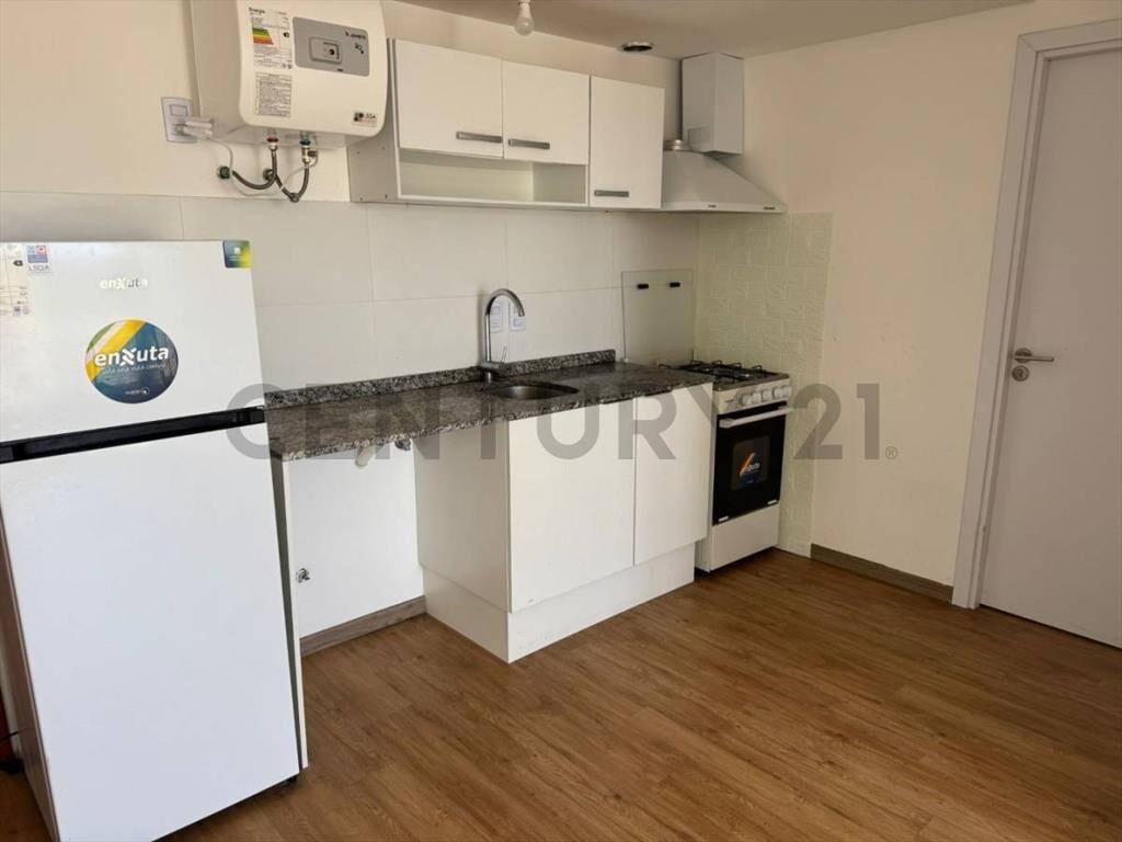 1 Dormitorio + Balcón + GARAGE - Jackson y Maldonado, Co...