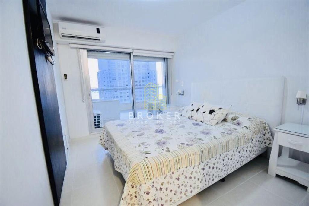 Apartamento en venta Playa Mansa 2 dormitorios