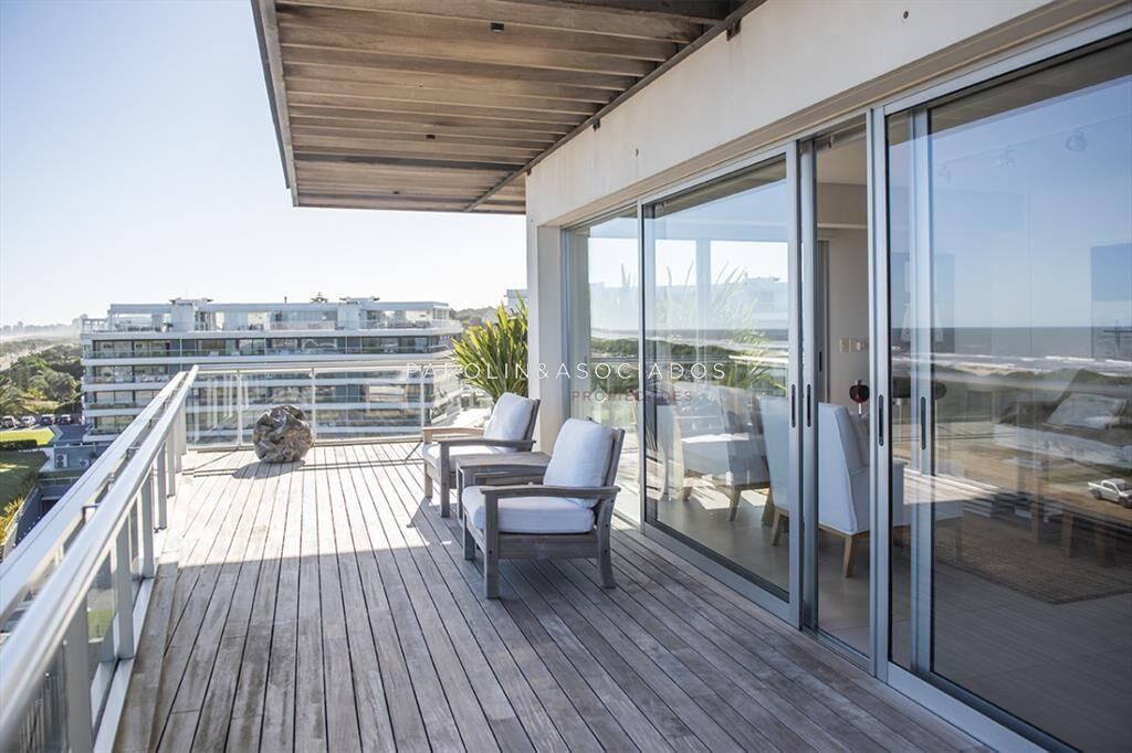 Apartamento con vista espectacular a metros del mar, en Bra