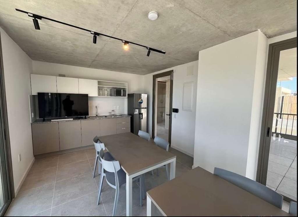 Venta Apartamento Parque Batlle Monoambiente con terraza al
