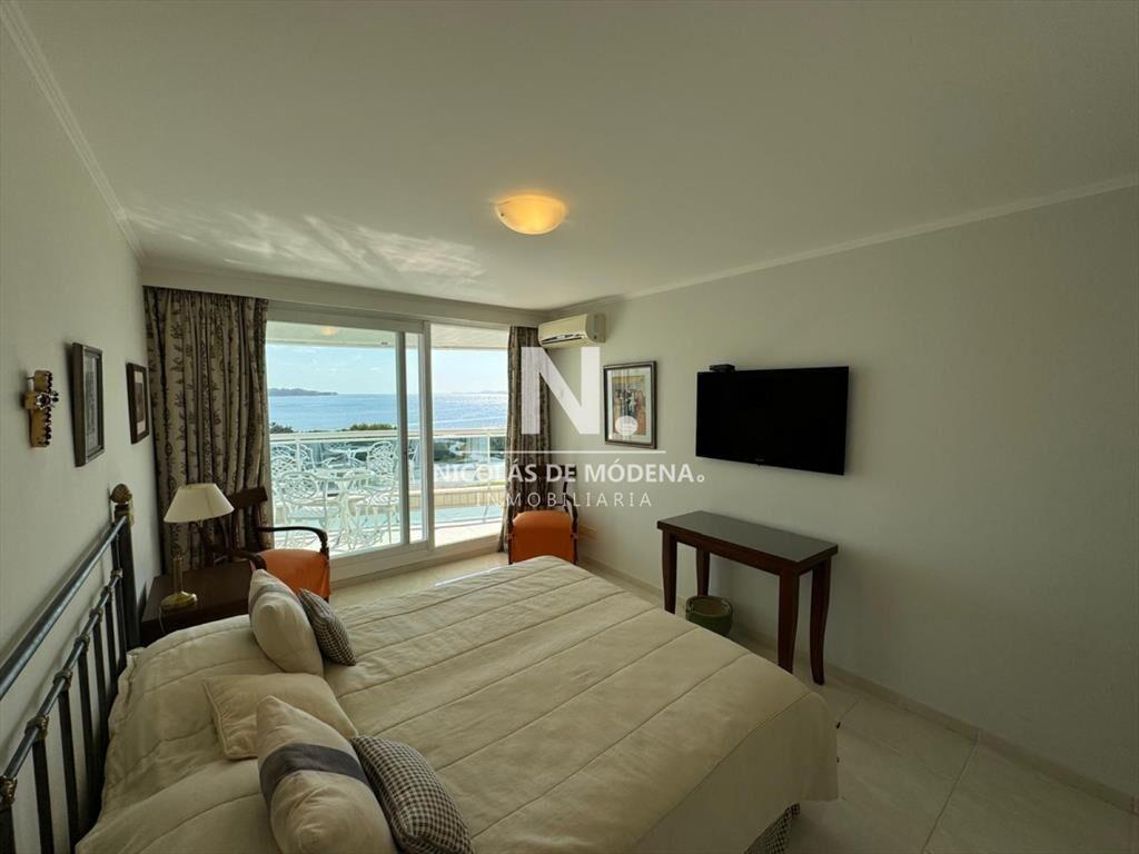 Apartamento en Mansa, 3 dormitorios en venta,