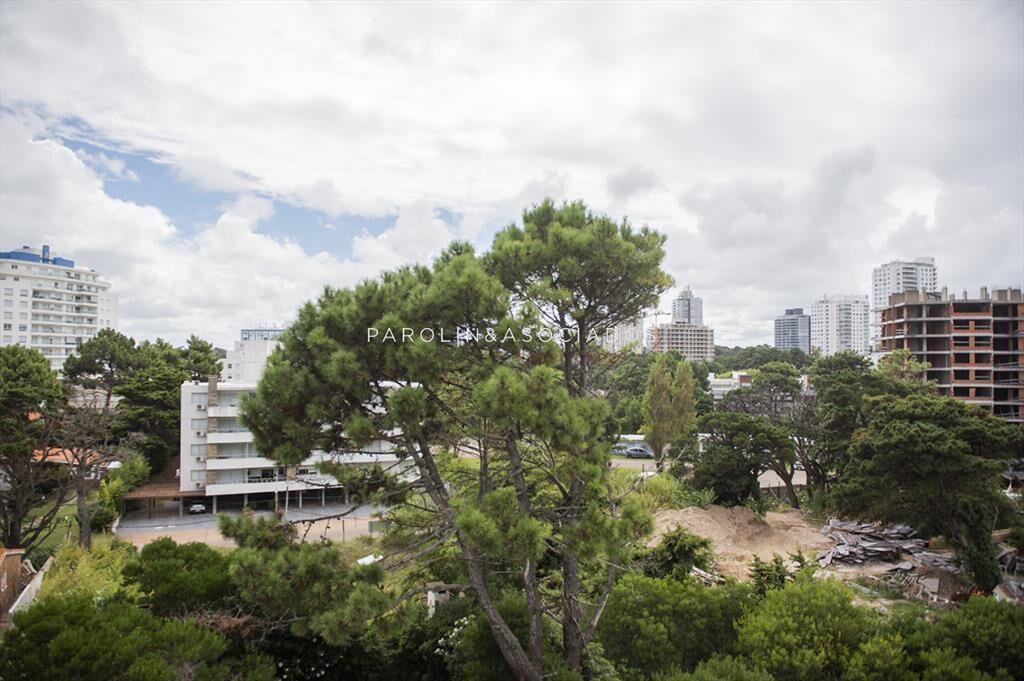 Apartamento en venta de 3 dormitorios en Torre