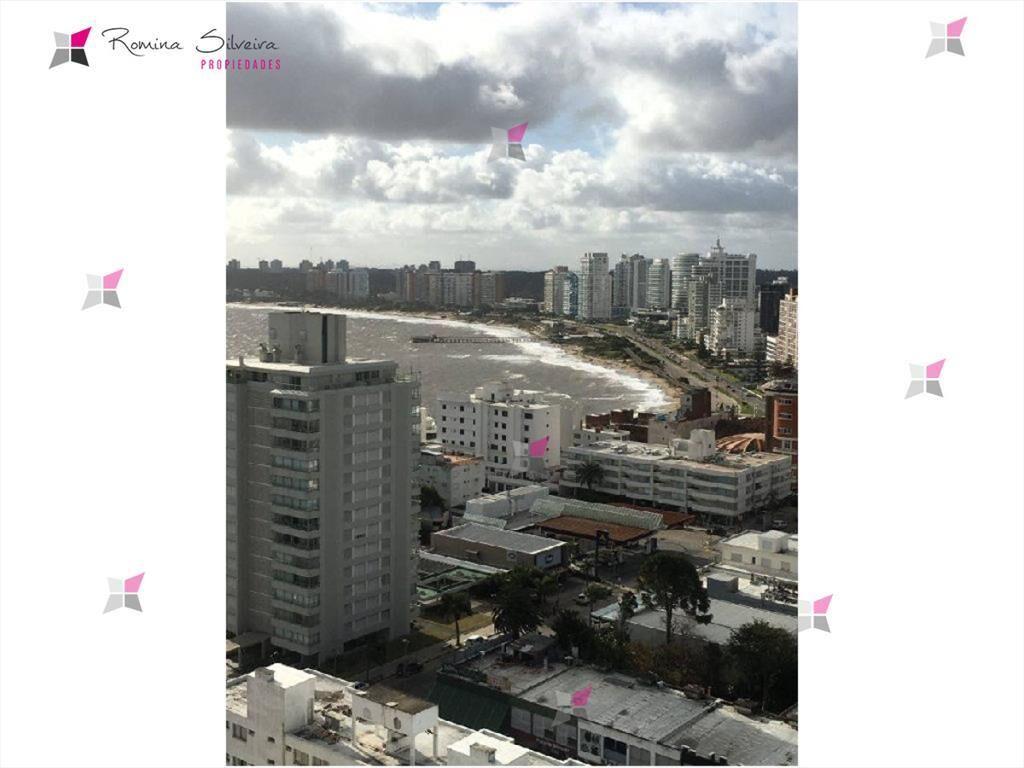 VENTA DE APARTAMENTO DE 3 DORMITORIOS EN PUNTA