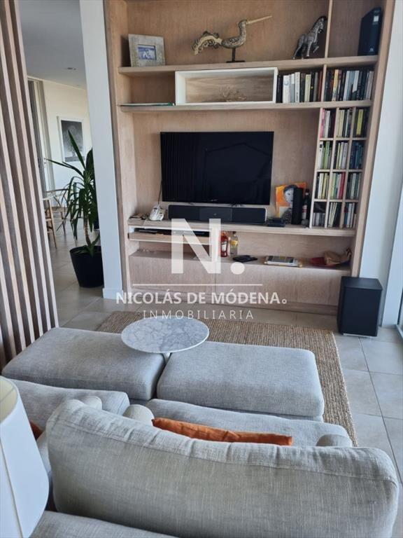 Hermoso Departamento en venta de 3 dormitorios al