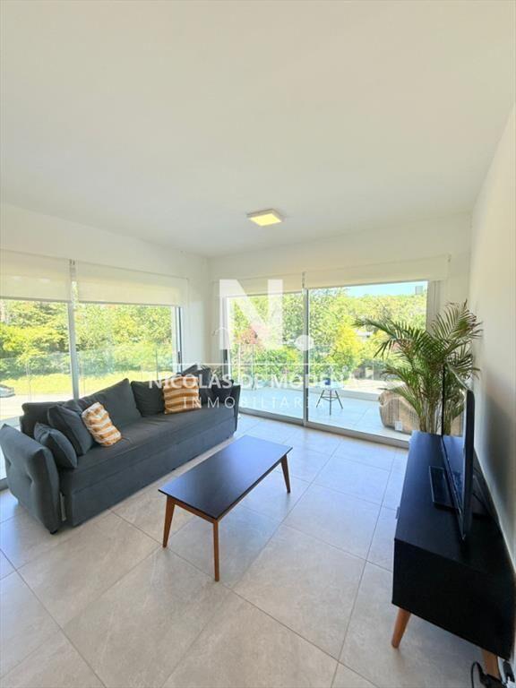 En venta apartamento de 2 dormitorios, con vista