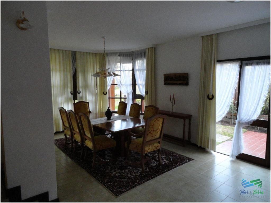 Vendo casa 5 dormitorios con piscina en San Punta