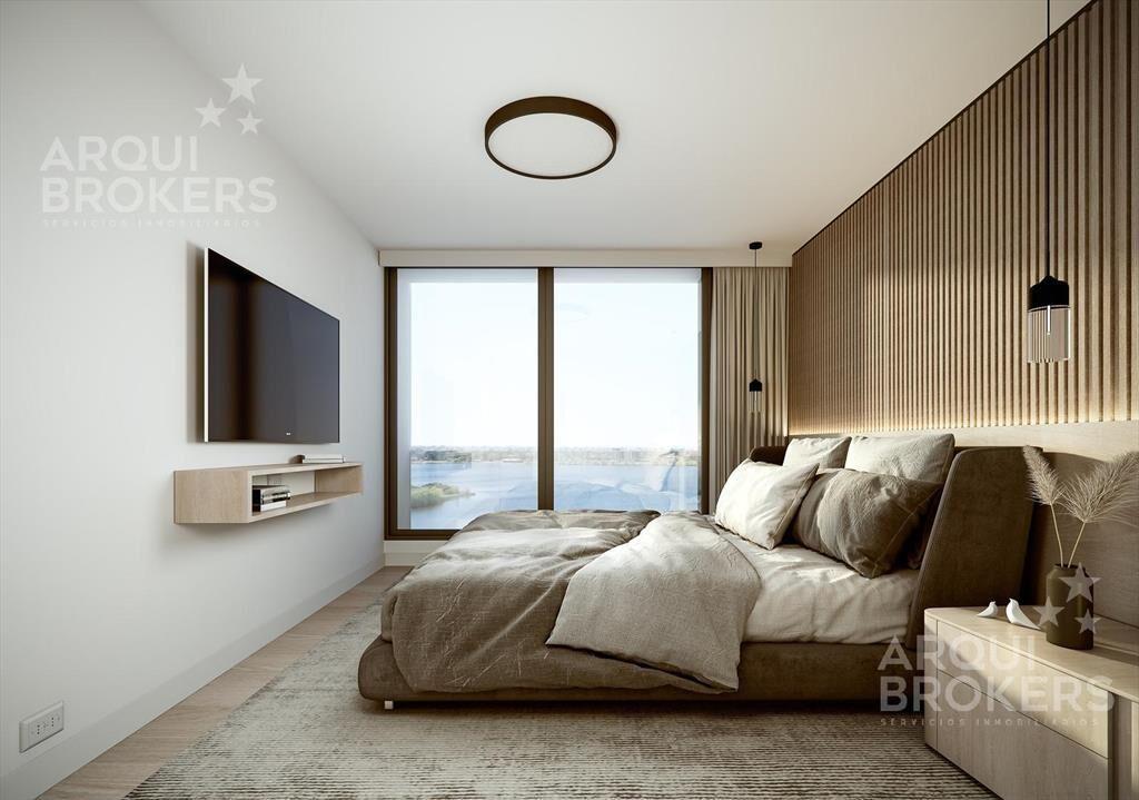 Apartamento de tres dormitorios en venta en Ciudad de la Co