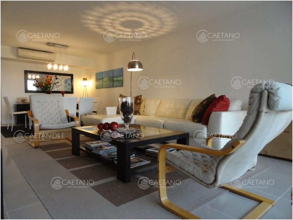 Apartamento en Punta del Este, Brava