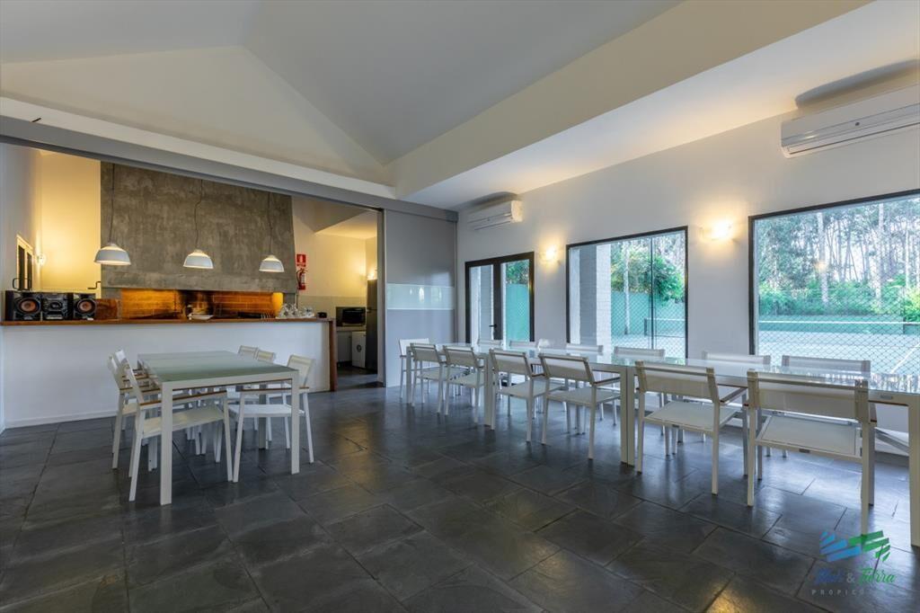 Vendo casa en barrio privado con todos los Punta