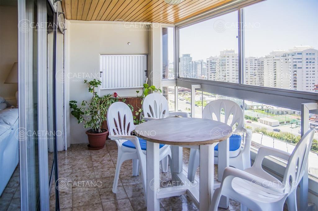 APARTAMENTO EN VENTA CON VISTA BRAVA, EXCELENTE