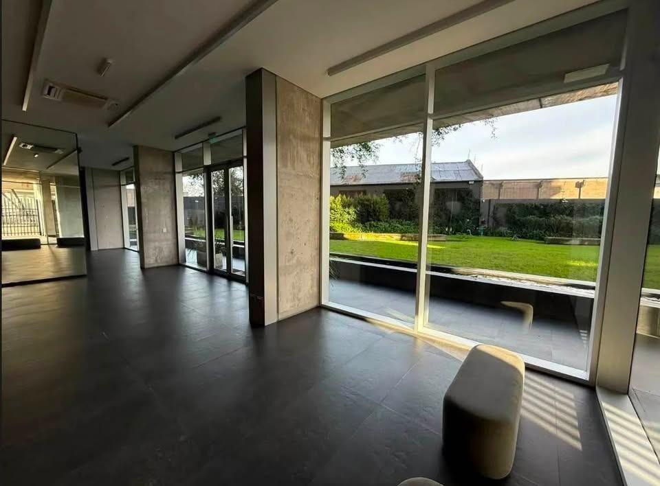 Apartamento en Malvin | Un dormitorio, frente al Plaza Ital