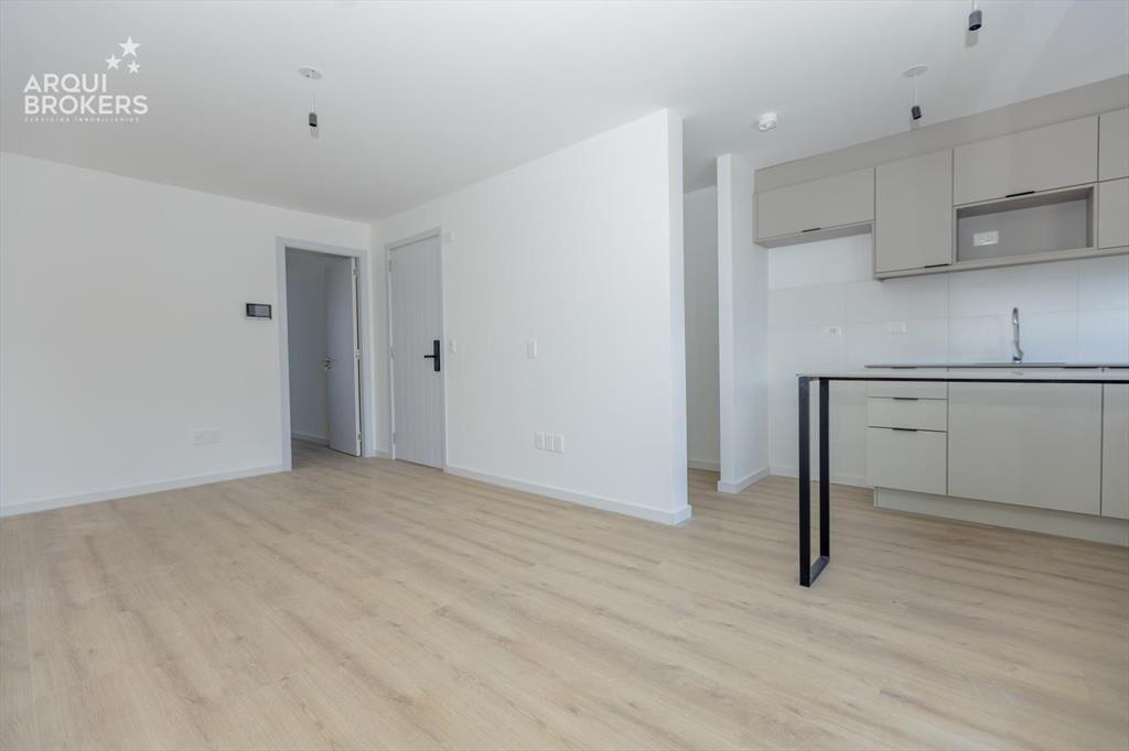 Apartamento de dos dormitorios en venta en Parque Batlle -2