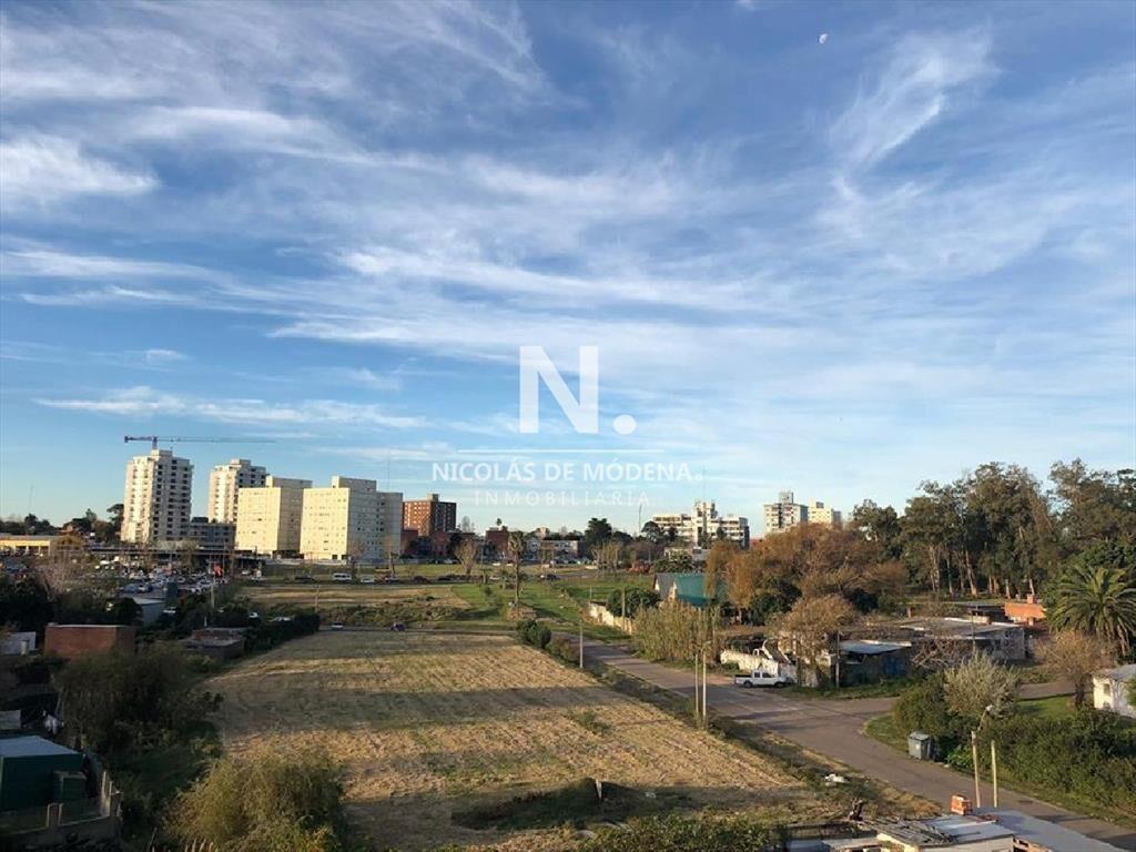 En venta apartamento de 2 dormitorios en La Loma,