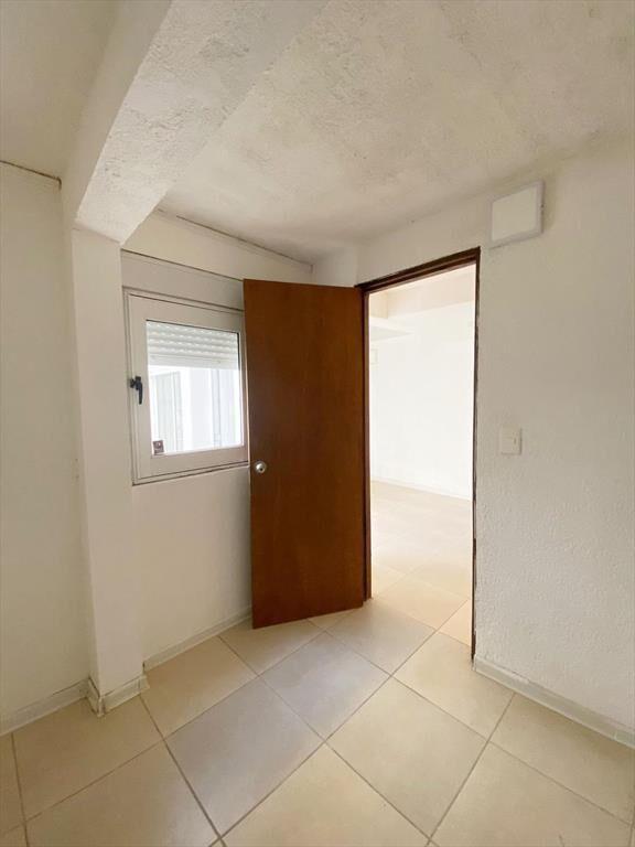 Venta de Apartamento dos dormitorios Aguada - Con renta 7%