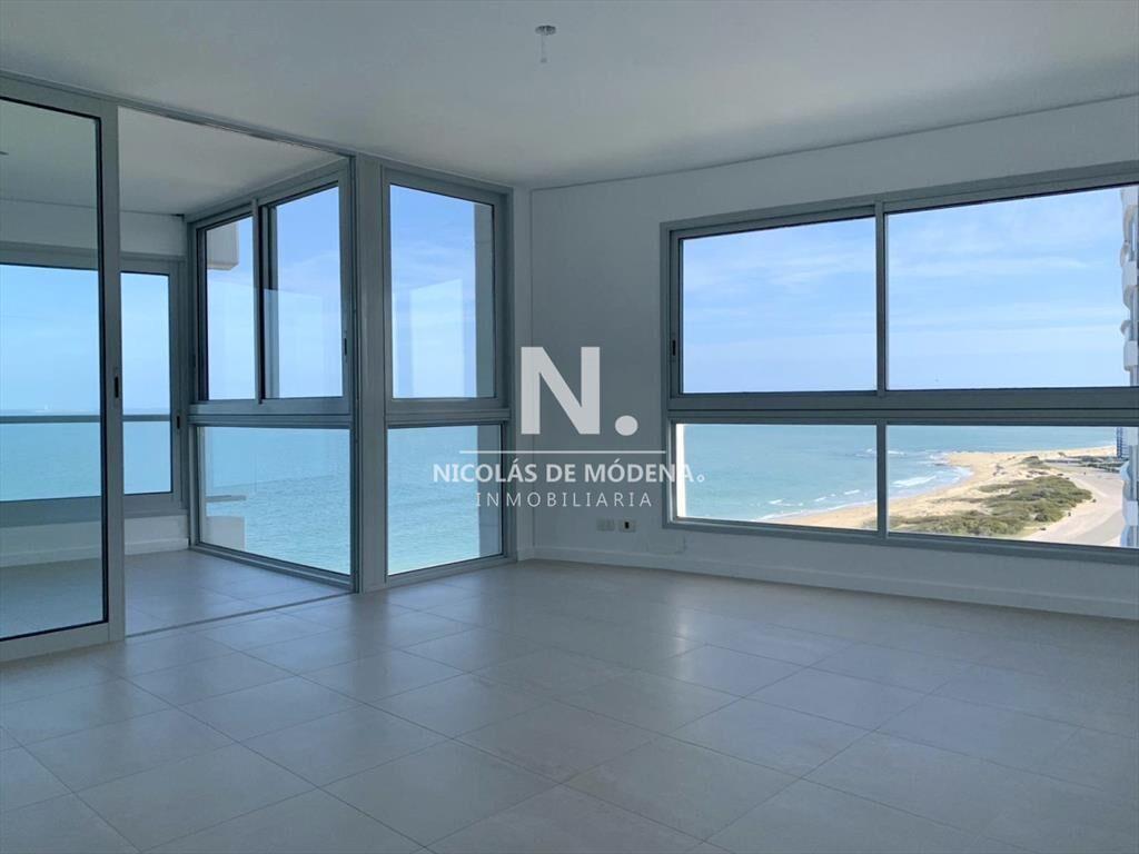 Le Parc Punta del Este Departamento esquinero a estrenar en