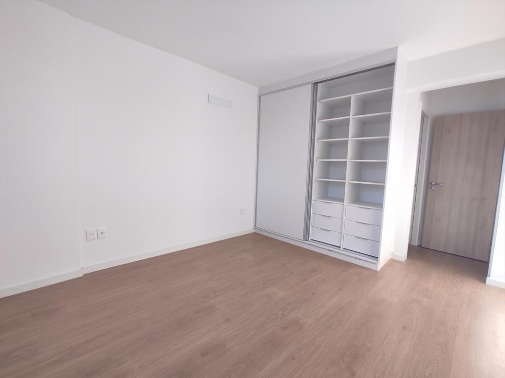 ALQUILERES APARTAMENTO TRES DORMITORIOS  DOS BAÑOS Y GARAJE